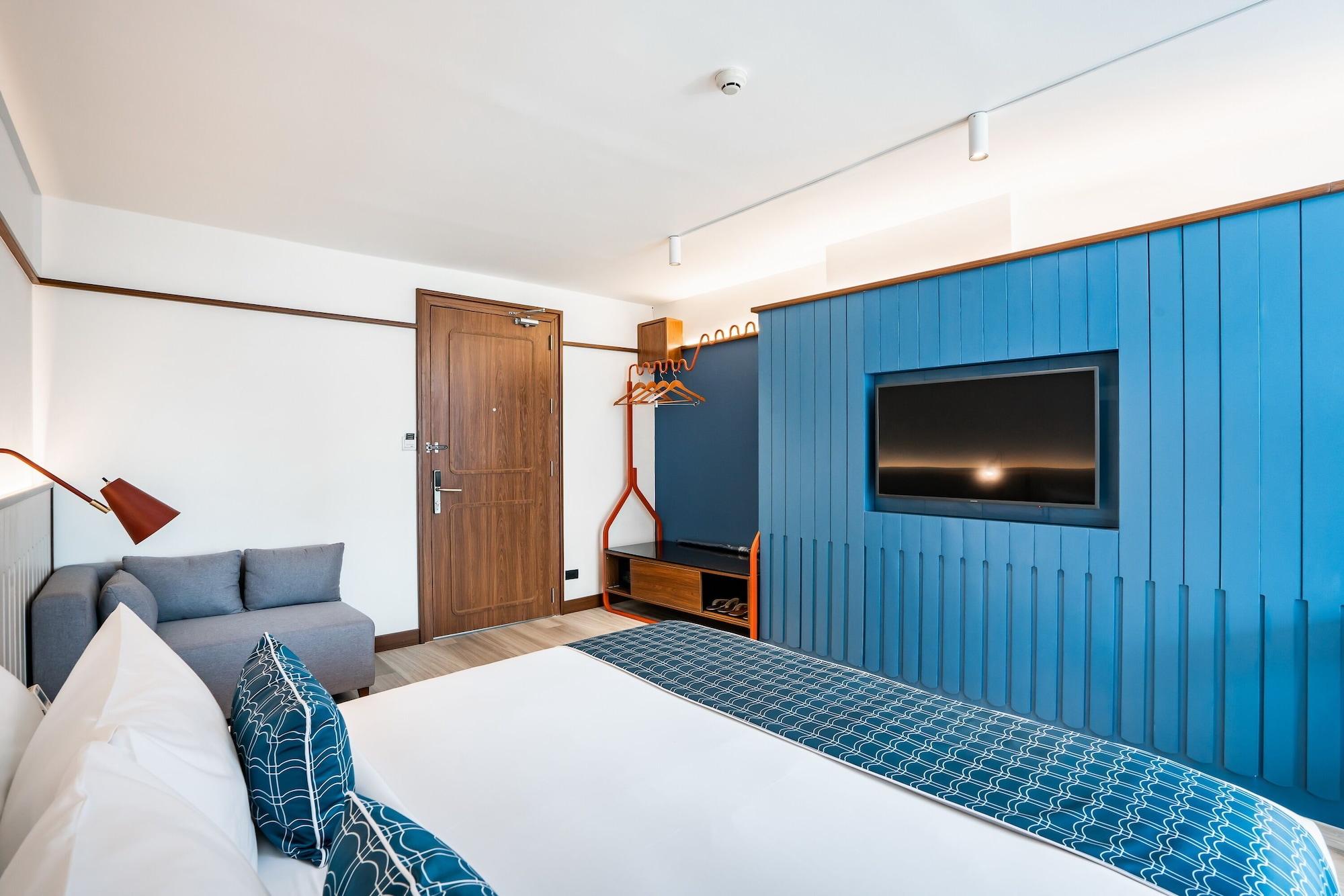 Amber Sukhumvit 85 Отель Бангкок